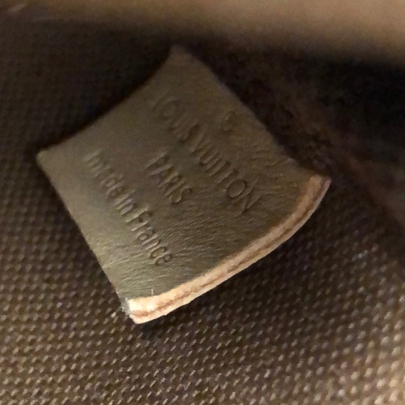 🌸🌸 AUTHENTIC 🌸🌸 Louis Vuitton Pochette Accessory - Picture 6 of 14